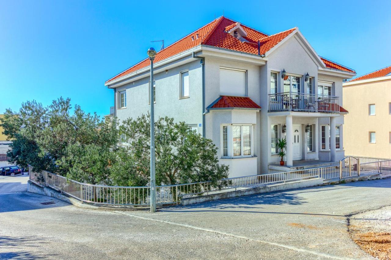 Omis Dream House Blue Sky Apartment Bagian luar foto