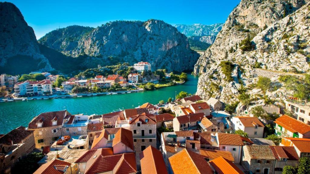 Omis Dream House Blue Sky Apartment Bagian luar foto