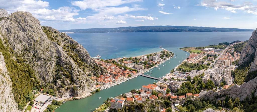 Omis Dream House Blue Sky Apartment Bagian luar foto