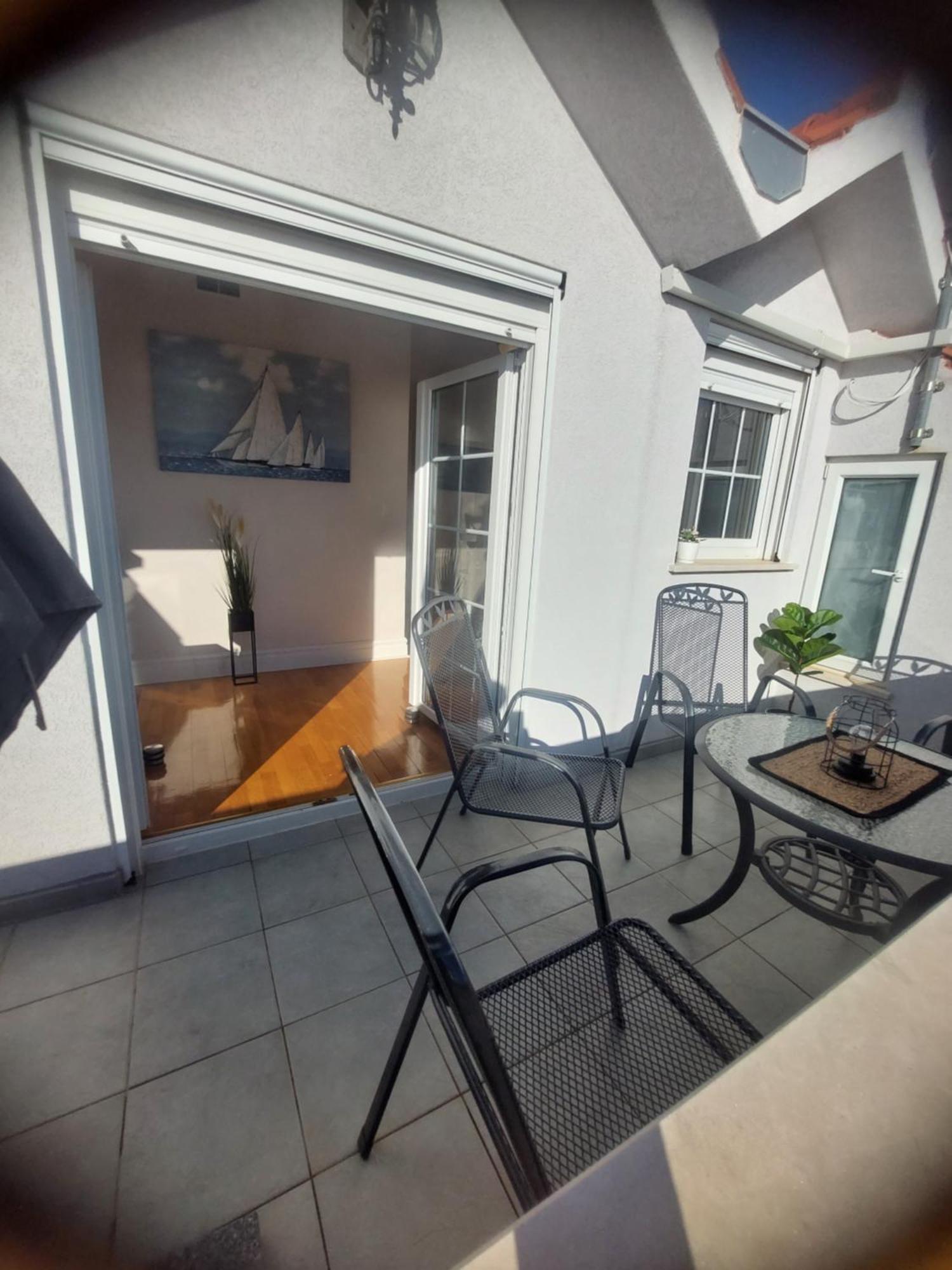 Omis Dream House Blue Sky Apartment Ruang foto